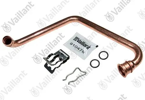 Vaillant Kupferrohr mit zwei Enden, verschiedenen Dichtungen und Halterungen, geeignet für Heizungsinstallationen. Zubehörteile sind ebenfalls im Bild sichtbar.